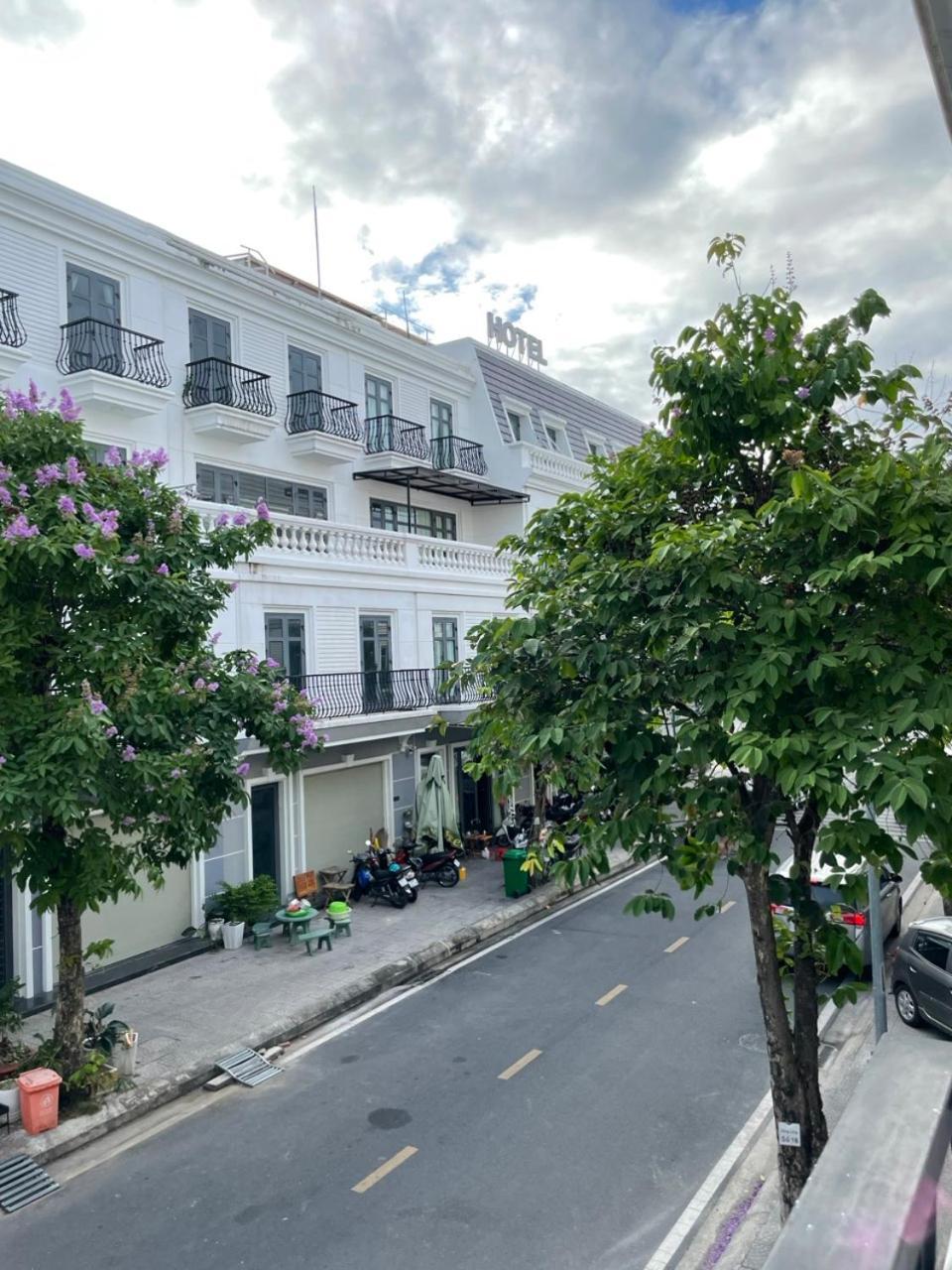 Tay Ninh City Hotel Exterior photo